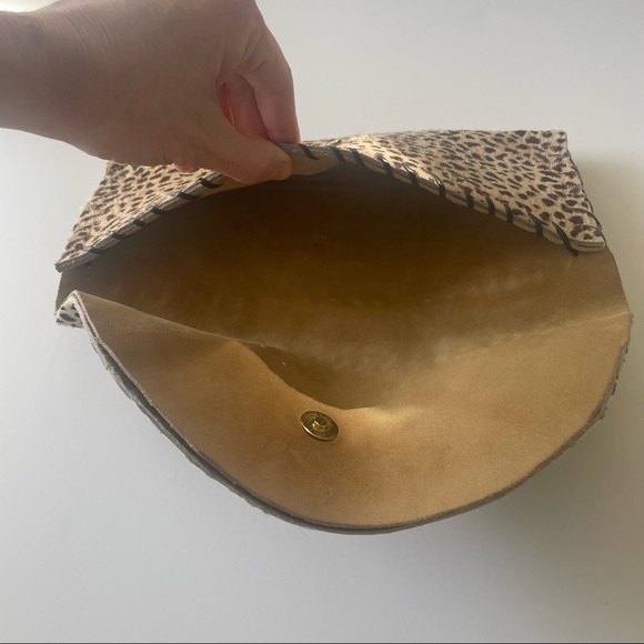 Leopard Print Handmade Calf Hair Leather Clutch Bag - Picture 5 of 5